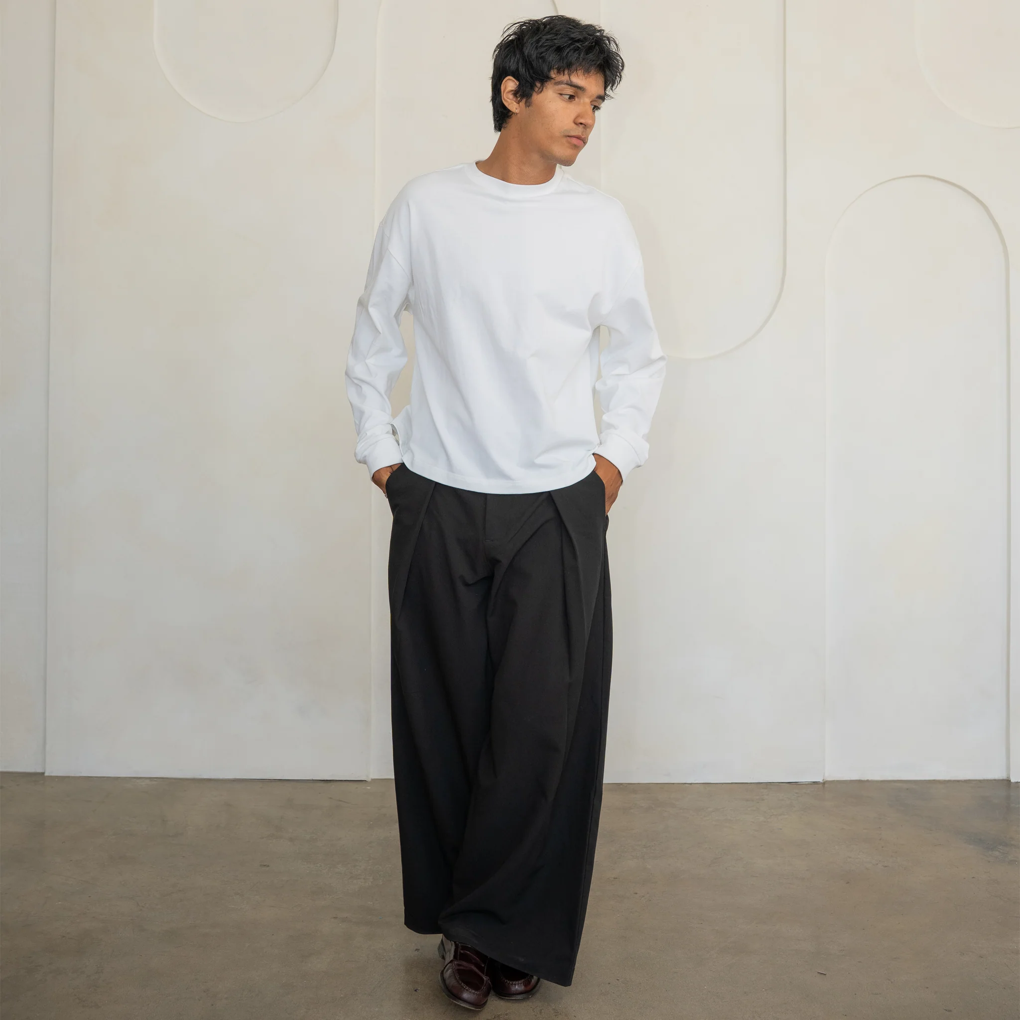 300 GSM 'White' Long Sleeve Tee - Image 6
